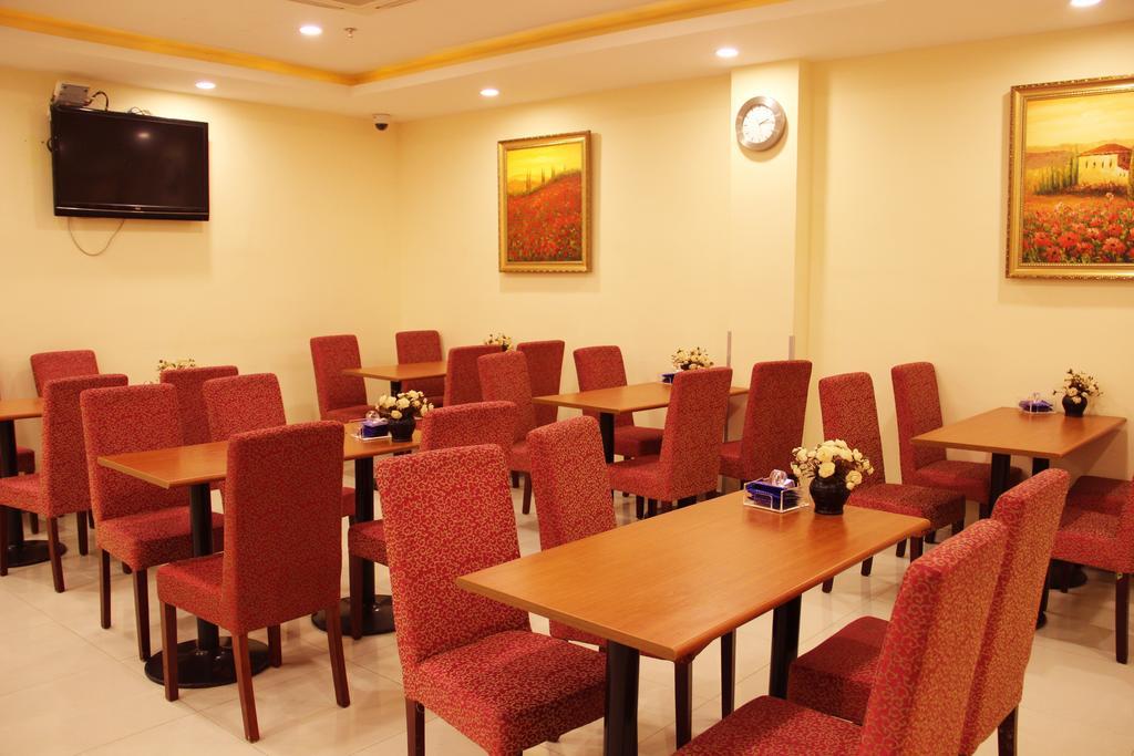 Hanting Express Shanghai Jinqiao Middle Yanggao Road Экстерьер фото
