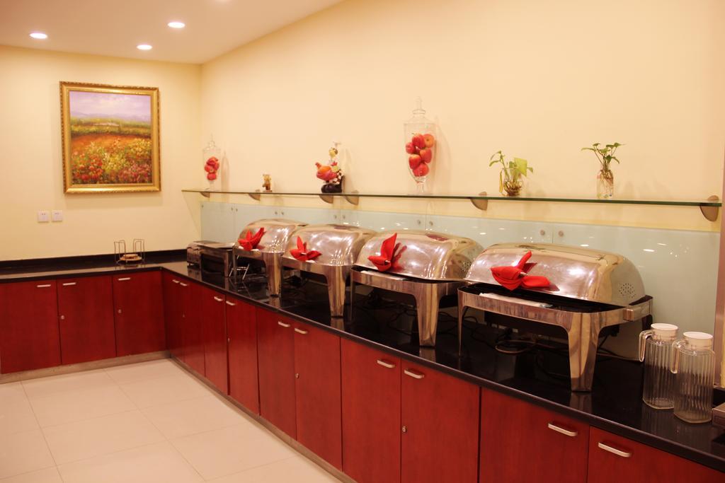 Hanting Express Shanghai Jinqiao Middle Yanggao Road Экстерьер фото